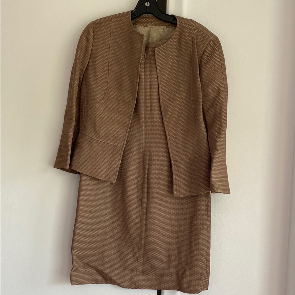 BRIONI - Elegant Tan Women's Jacket & dress